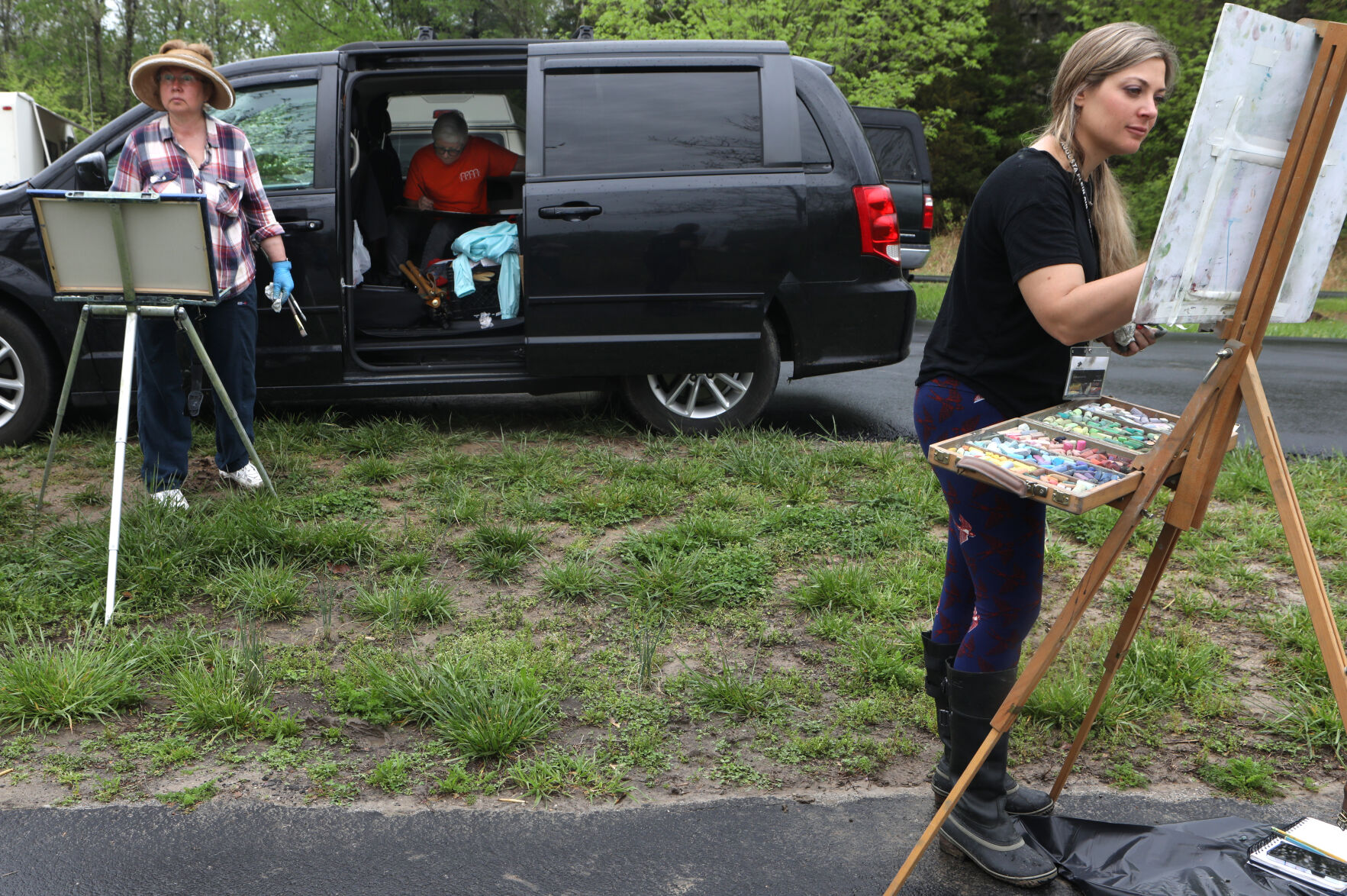 Tatyana Robberts, Joy Manthei and Allison Laupp paint